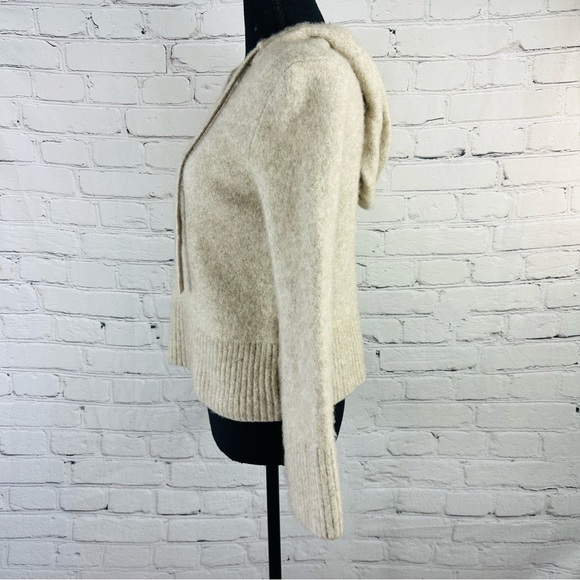 BANANA REPUBLIC CROPPED HOODIE PULLOVER BEIGE SWEATER. SIZE (S) - Picture 6 of 14